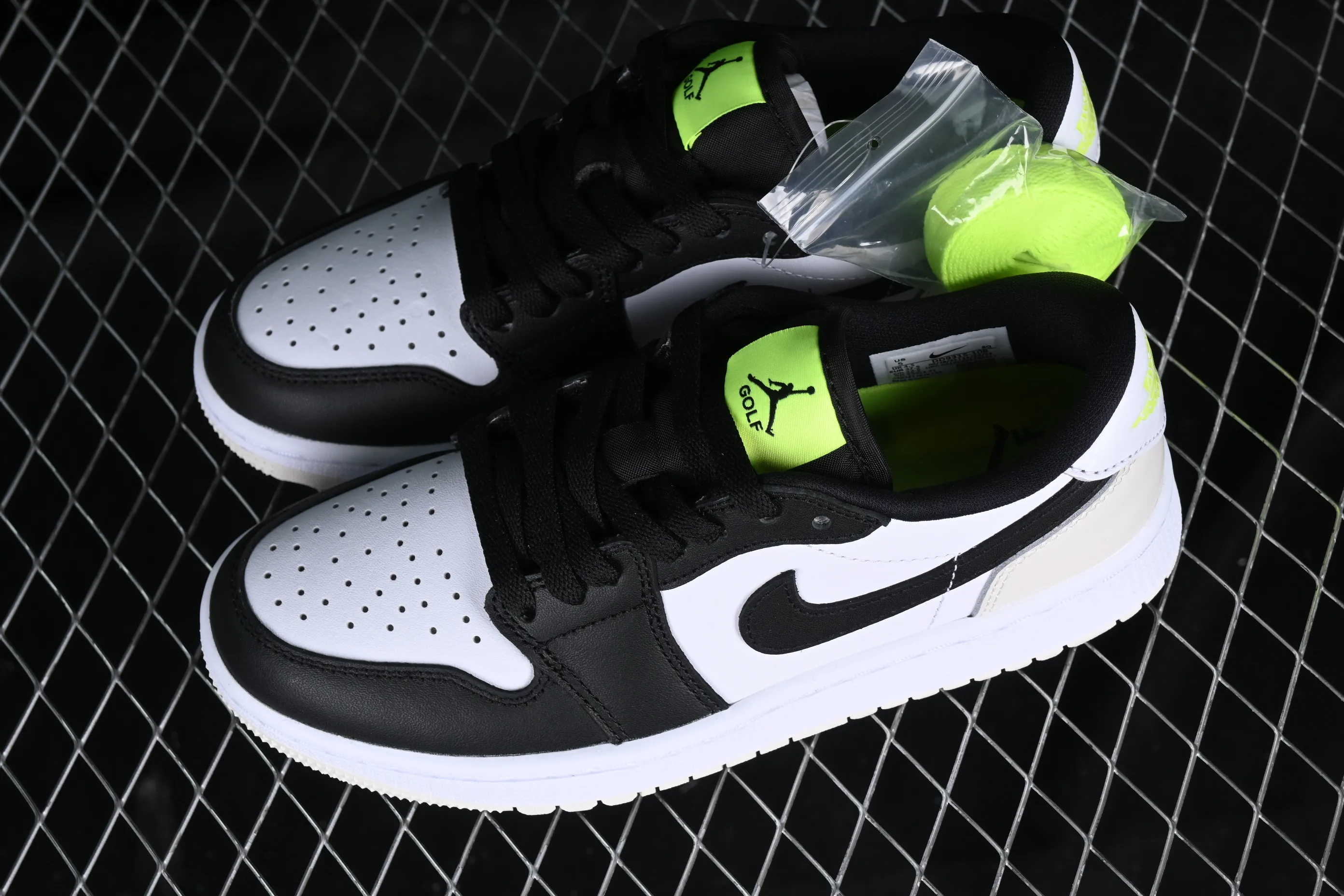 All categories Air Jordan Jordan series basketball shoes Air Jordan 1 Low G version pure original Air Jordan 1 Low Golf AJ1 Joe 1 new golf version white gray DD9315-108